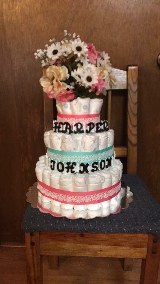 Diaper cakes Baby shower, baby gifts!