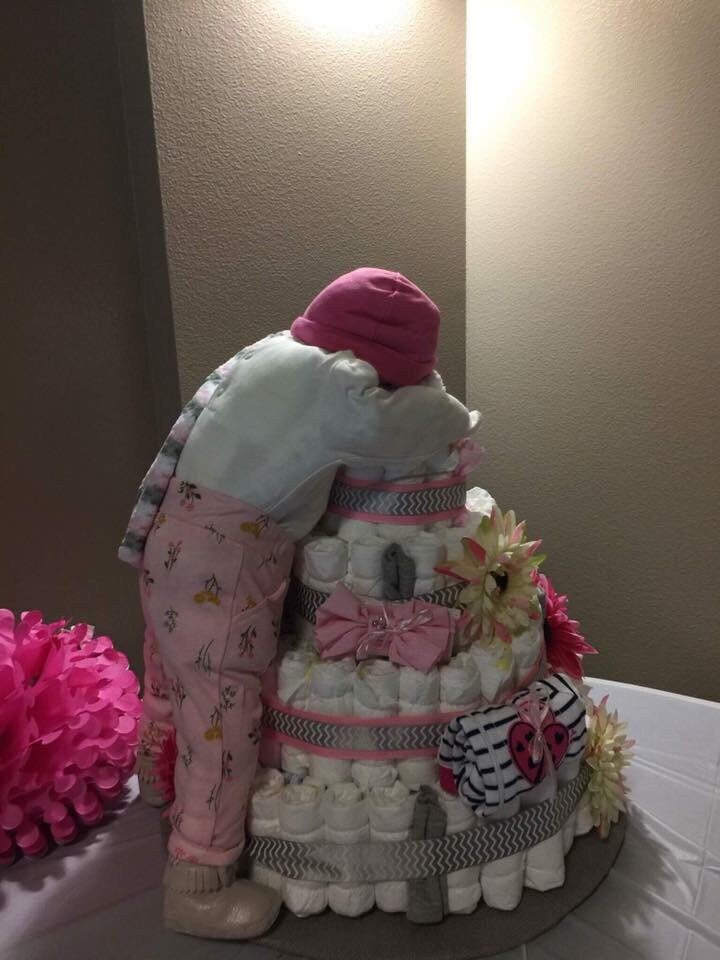 Diaper cakes Baby shower, baby gifts!