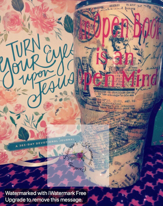 Book inspired  tumbler!